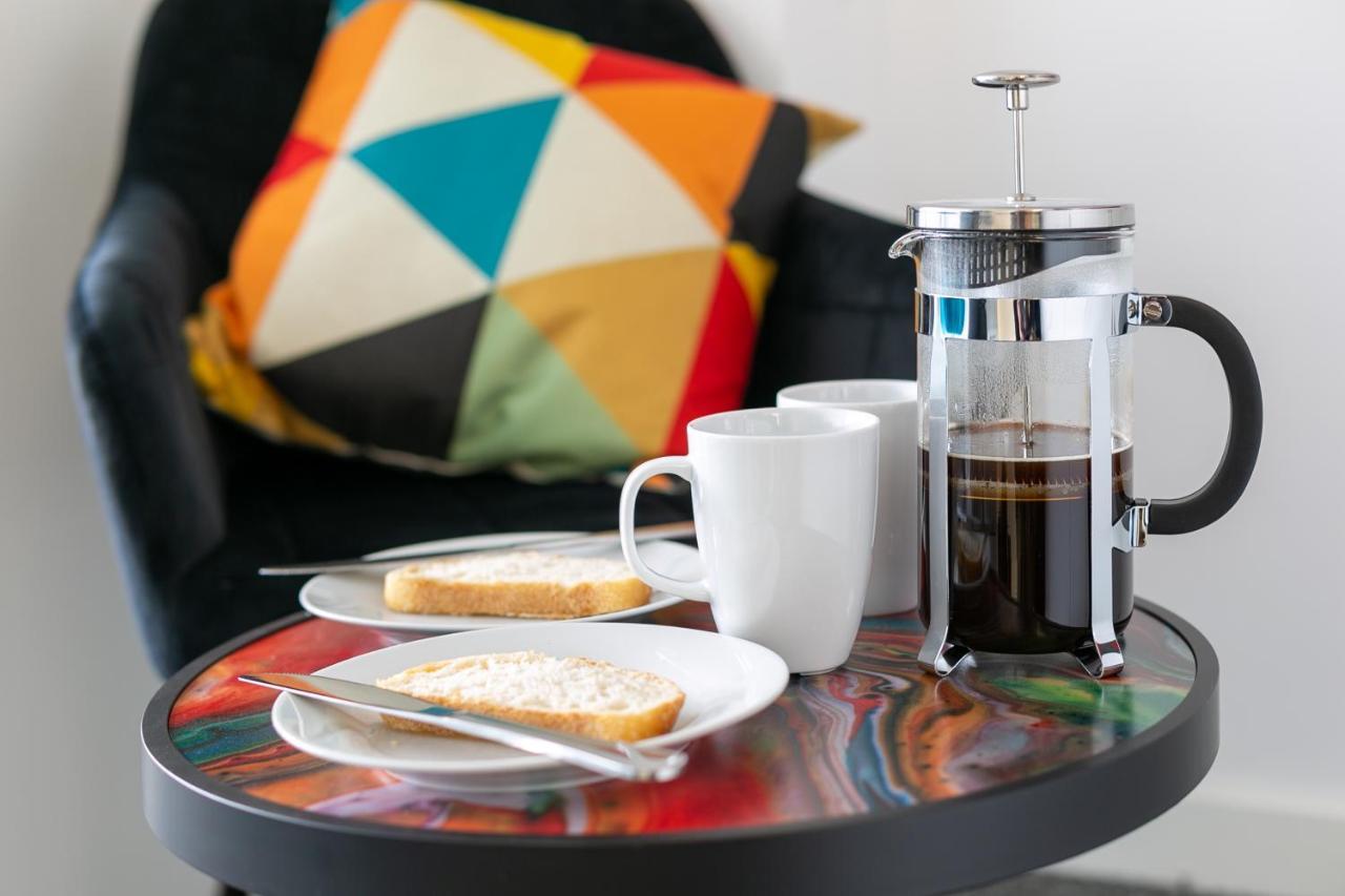 Studio Apartments By Lyter Living Desks & Wifi - Monthly Stays Available レスター エクステリア 写真