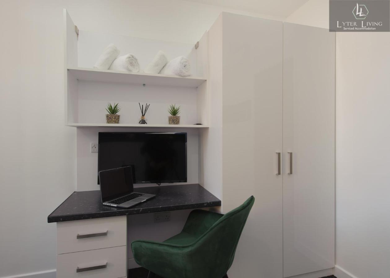 Studio Apartments By Lyter Living Desks & Wifi - Monthly Stays Available レスター エクステリア 写真
